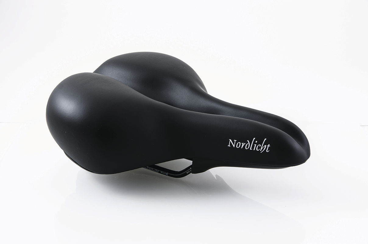 P&P City Sattel Nordlicht Feder Relaxed schwarz L262 x  B210 mm / 645 g Unisex