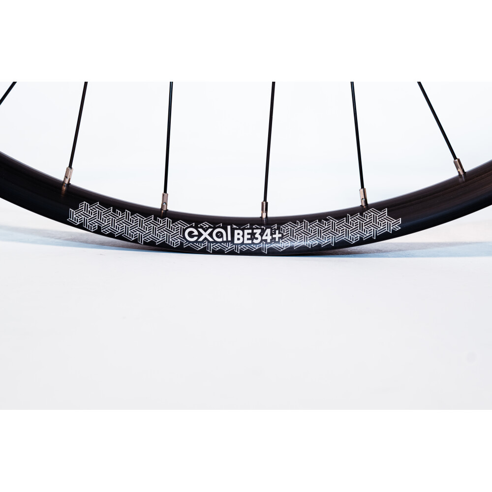 HR BE34+ 29 DISKCOMP CL 12MM 12FACH 32L ED SW/SW/SW