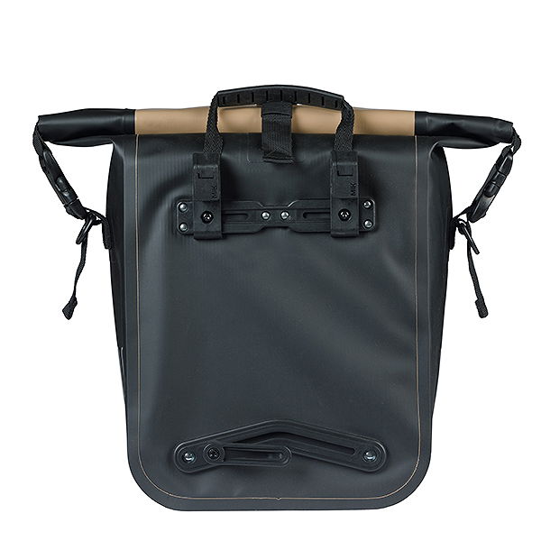 Basil Einzeltasche Rivo M sand/schwarz